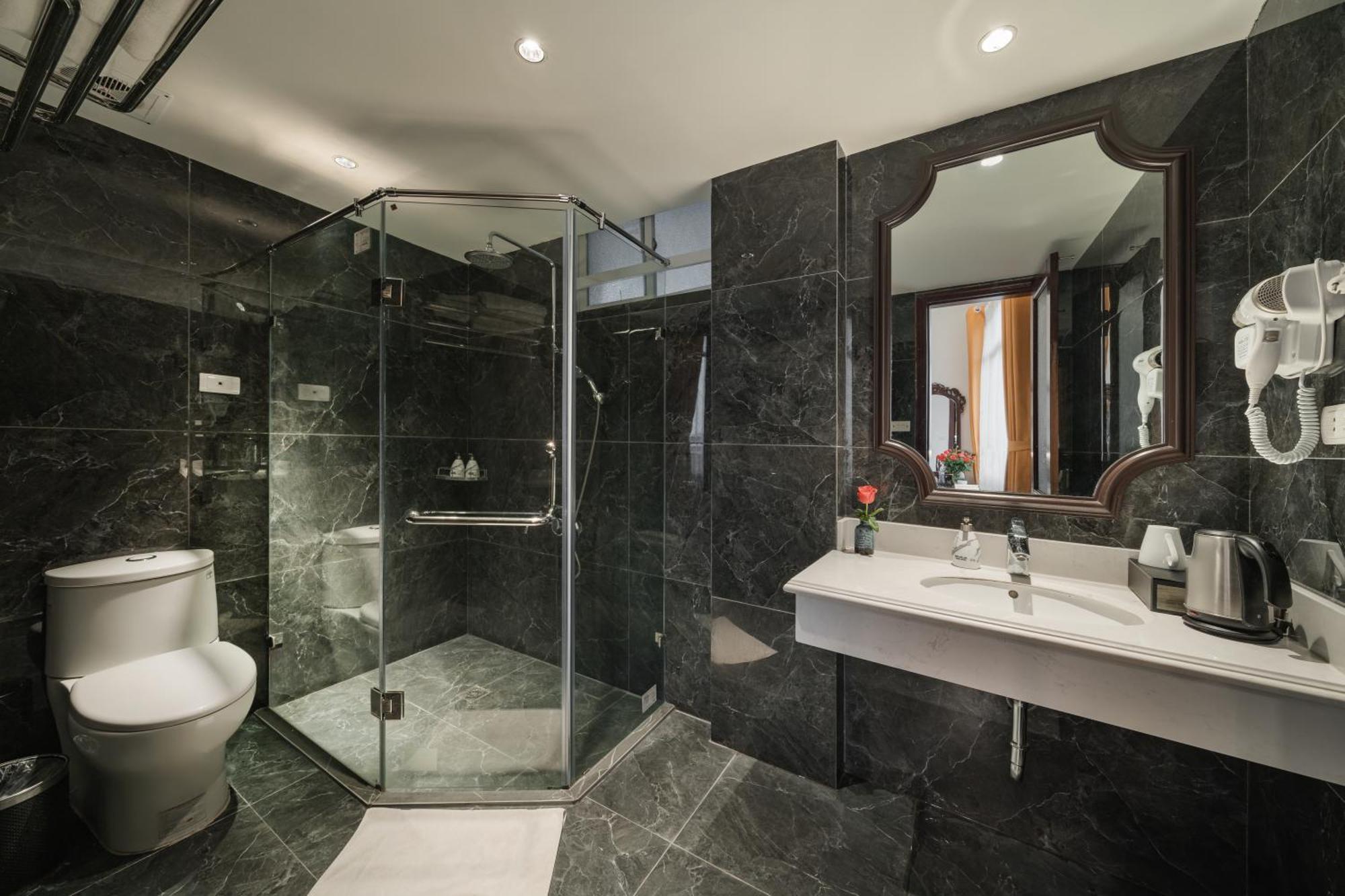 Hanoi Little Town Hotel מראה חיצוני תמונה